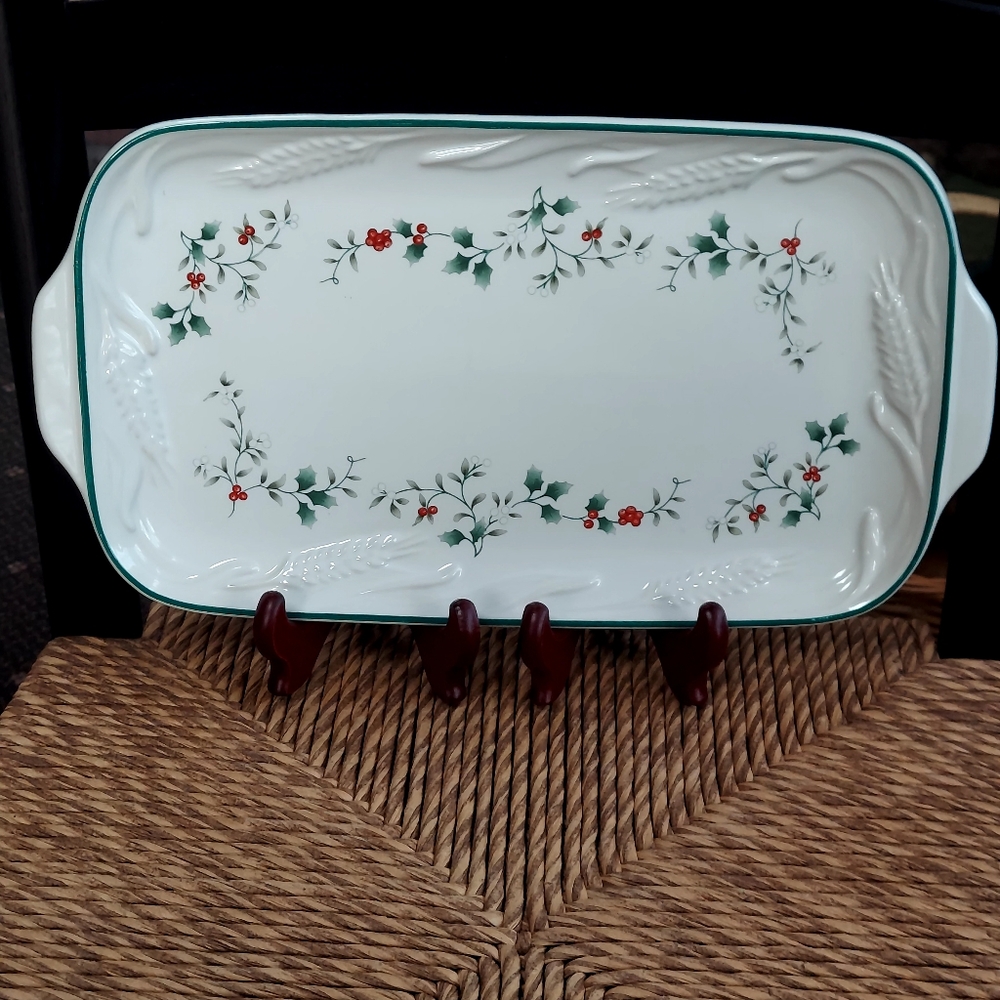 Vintage Pfaltzgraff Platter - Picture 9 of 11